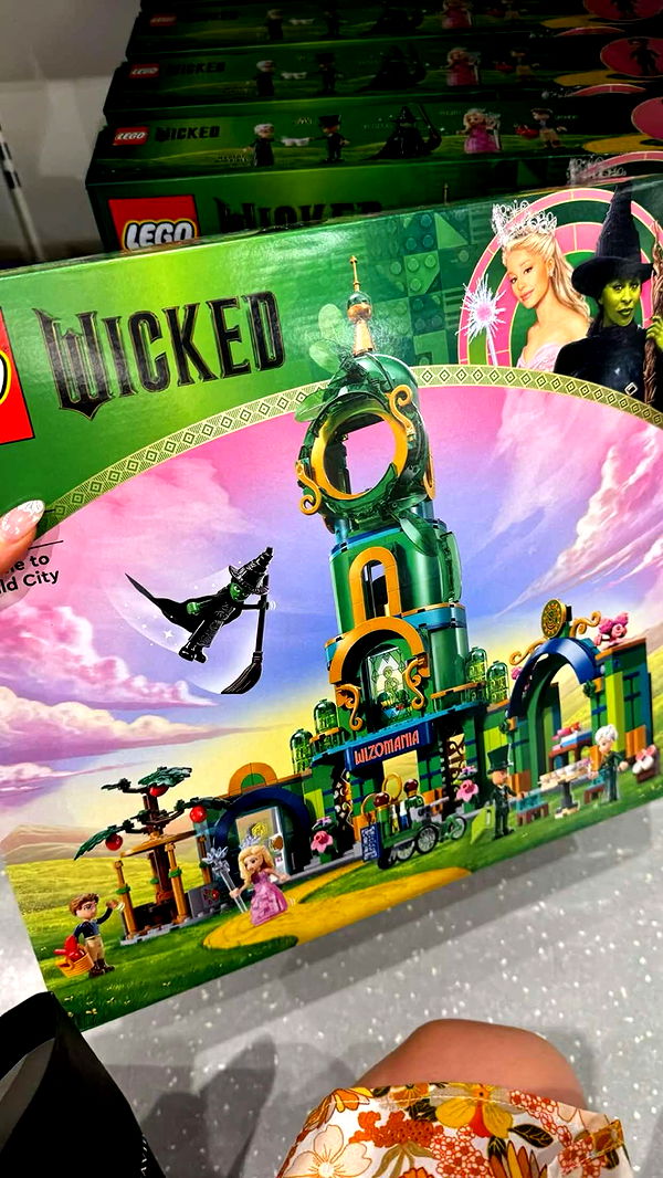 emxllouise image ~ Altpins