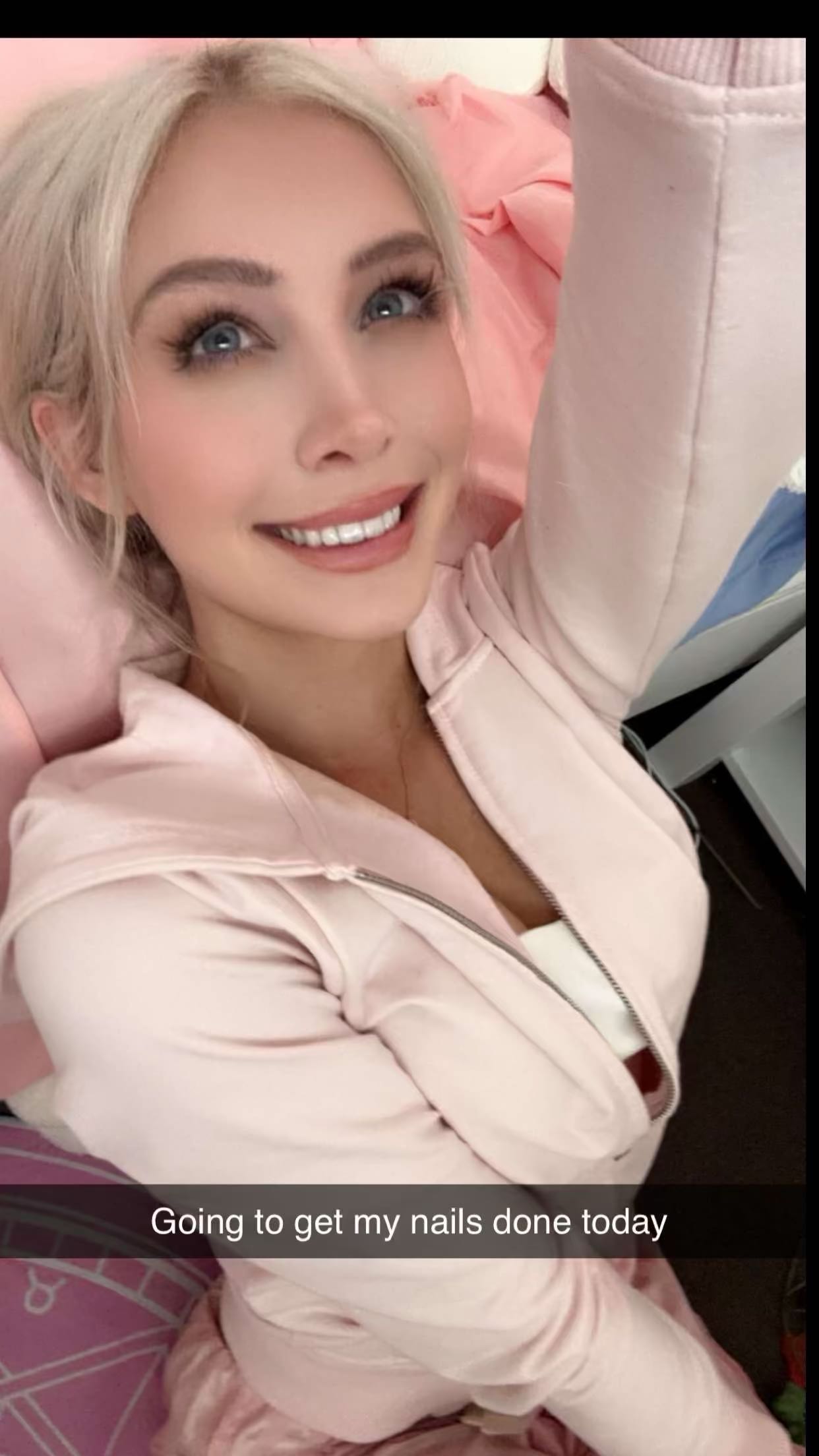 emxllouise snapchat image archive image