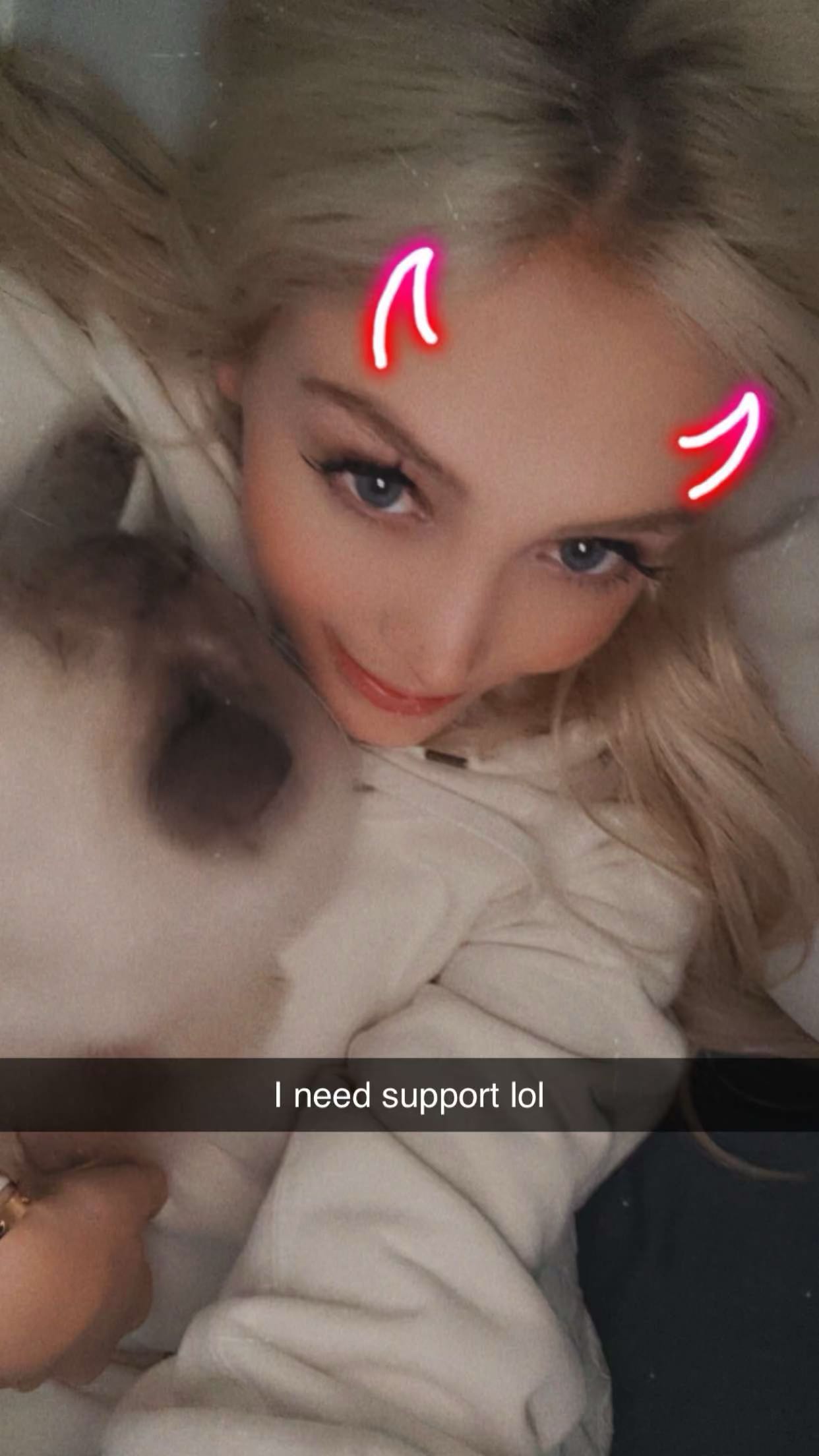 emxllouise snapchat image archive image