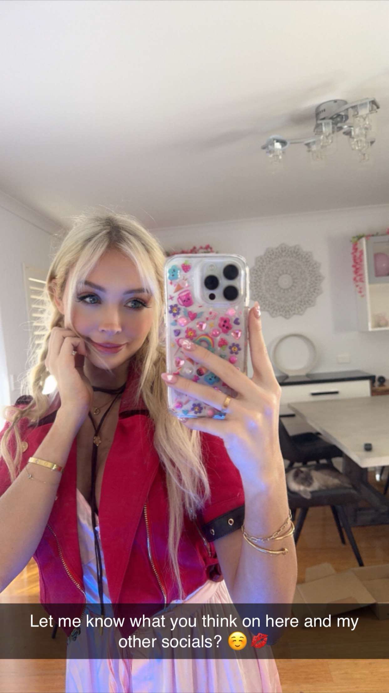 emxllouise snapchat image archive image