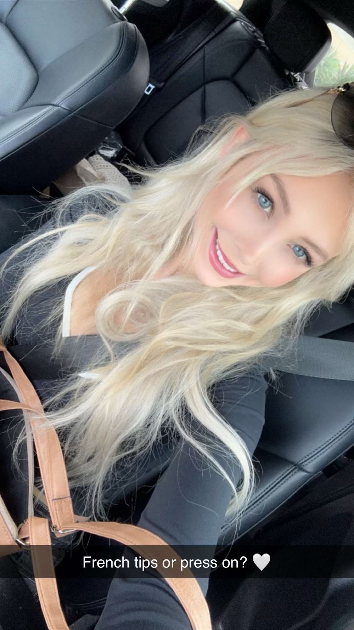 emxllouise snapchat image archive image