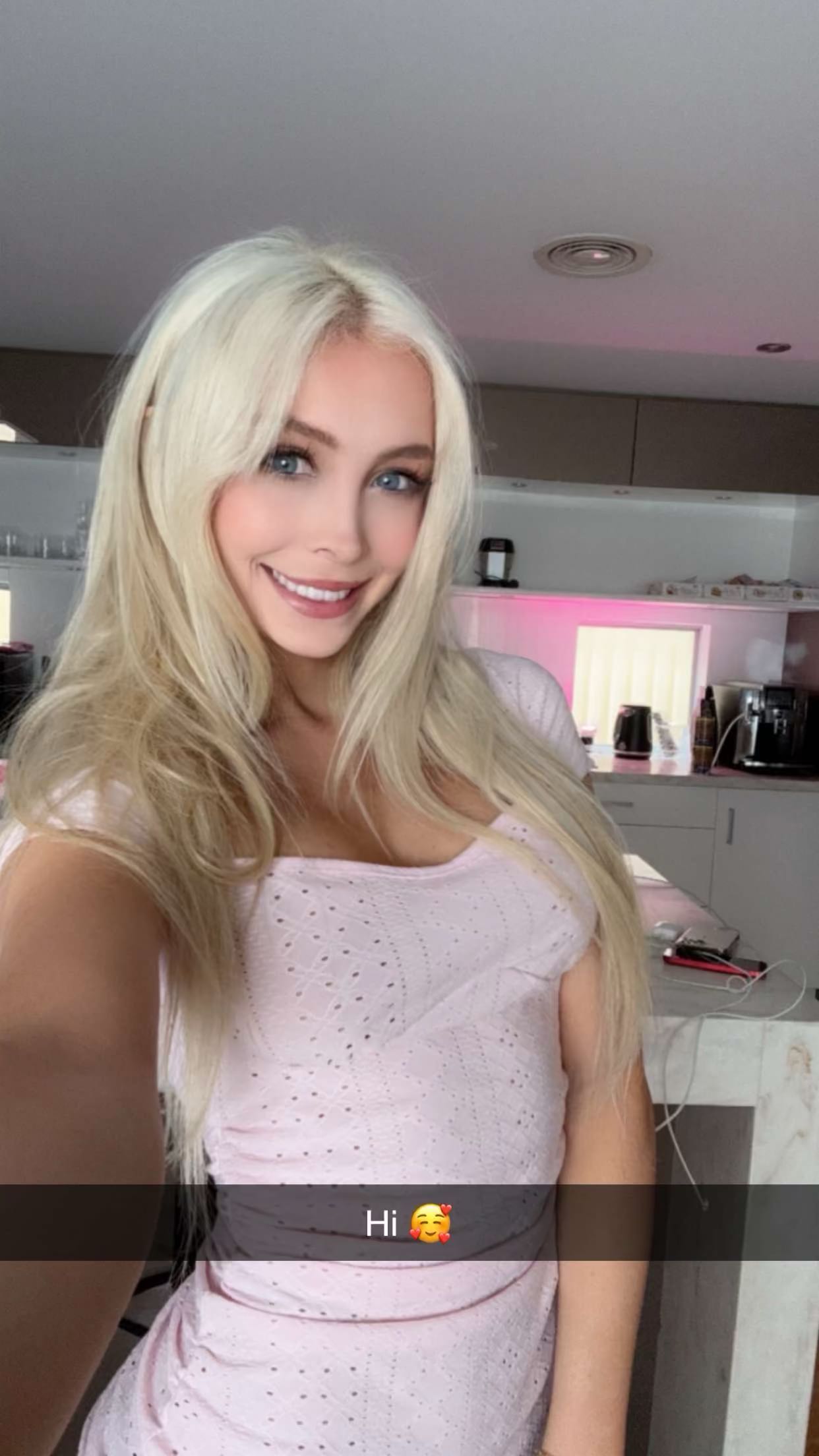 emxllouise snapchat image archive image