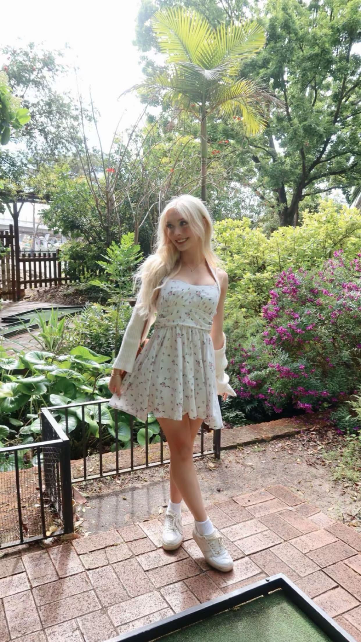 emxllouise snapchat image archive image