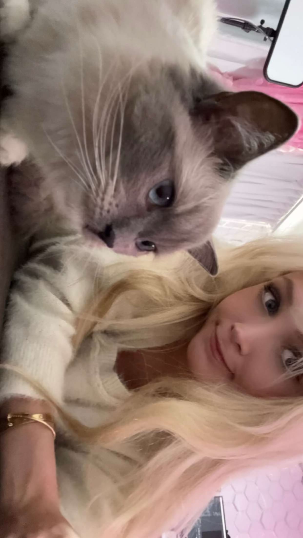 emxllouise snapchat image archive image