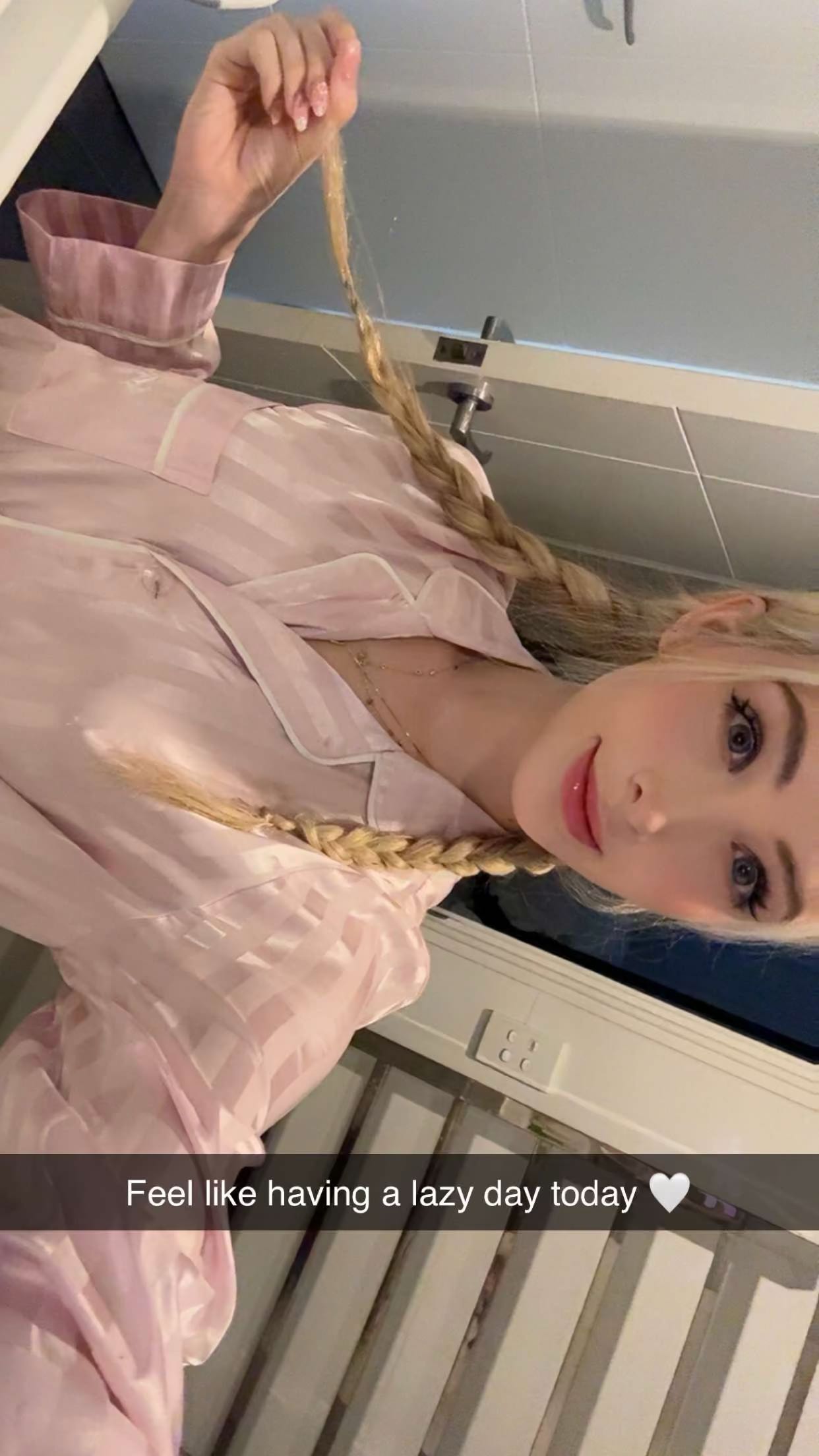 emxllouise snapchat image archive image