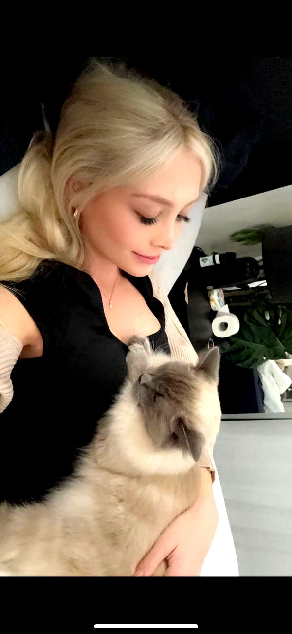 emxllouise image ~ Altpins