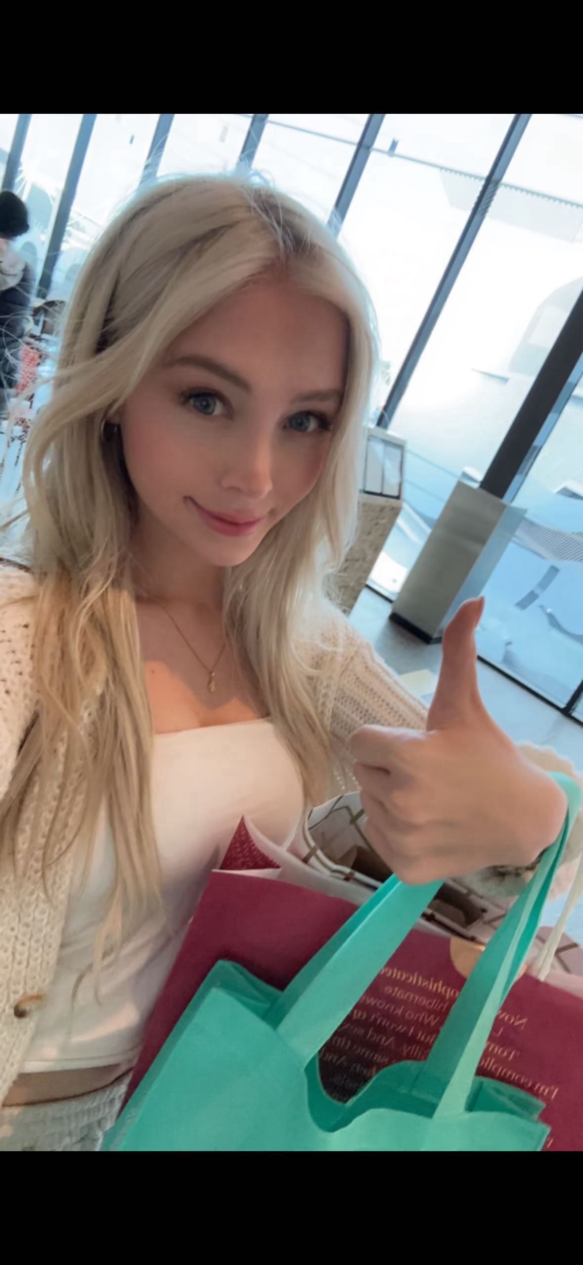 emxllouise snapchat image archive image