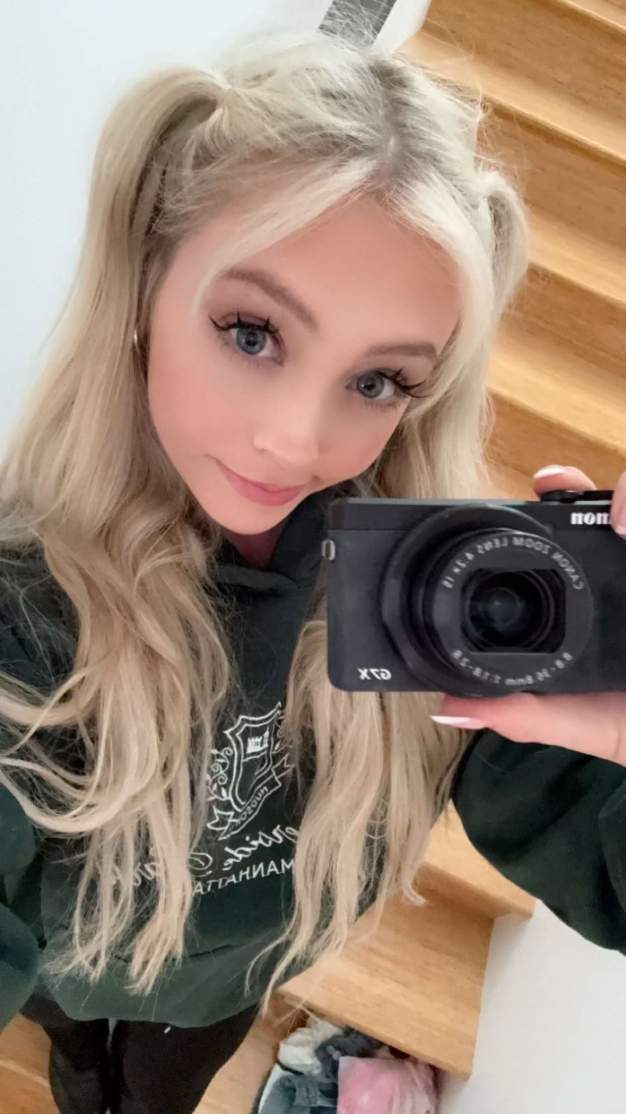 emxllouise snapchat image archive image