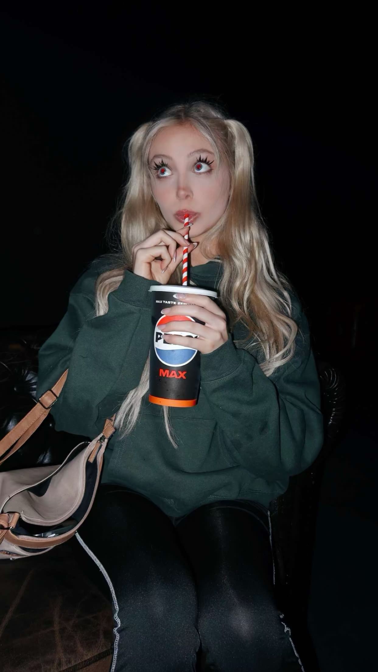 emxllouise snapchat image archive image