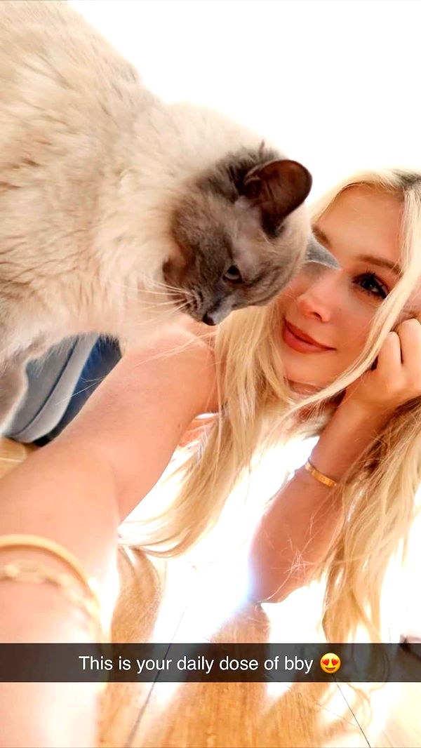 emxllouise image ~ Altpins