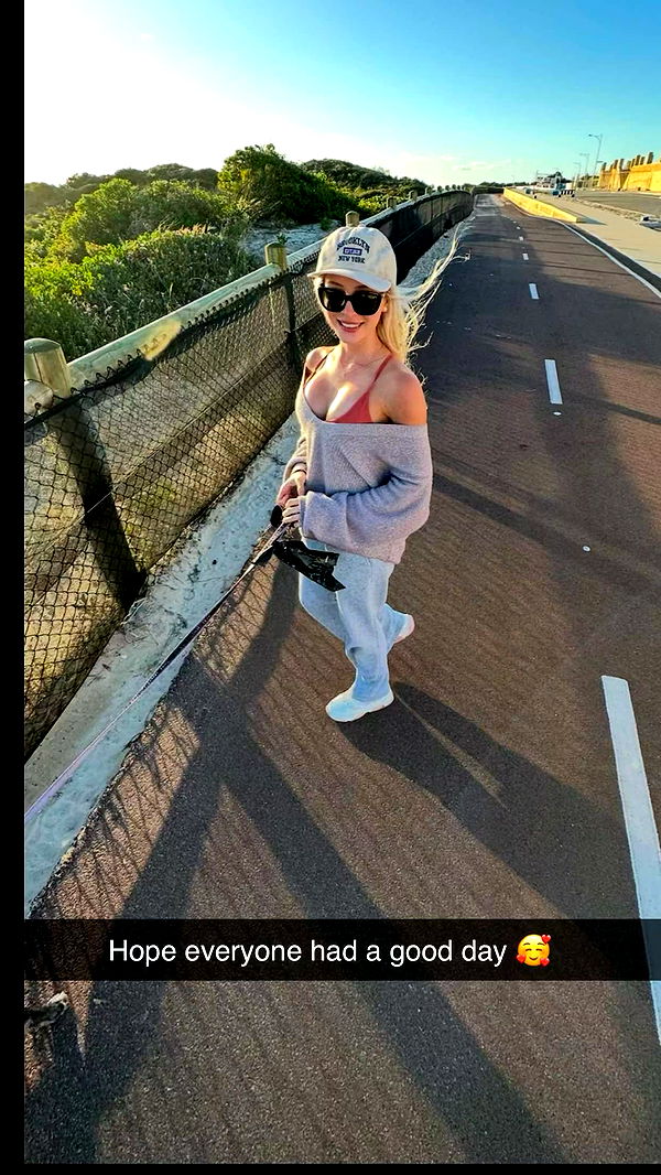 emxllouise image ~ Altpins