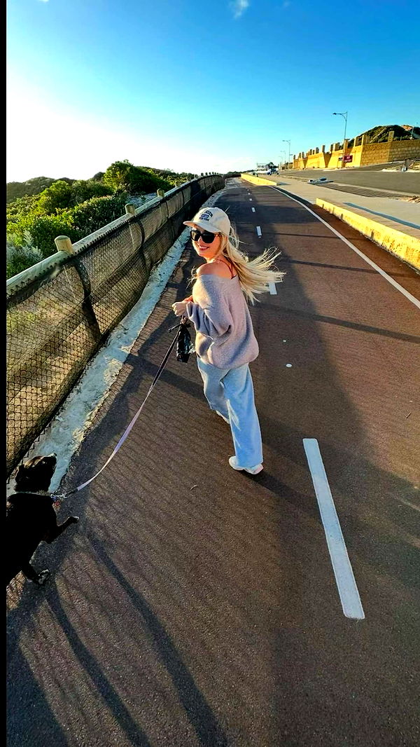 emxllouise image ~ Altpins