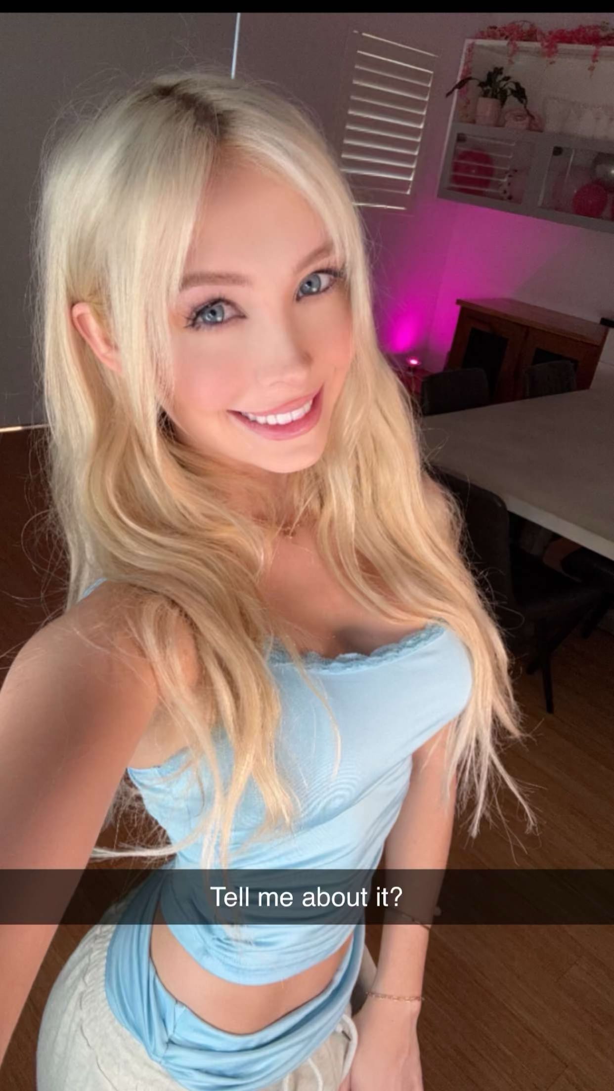 emxllouise snapchat image archive image