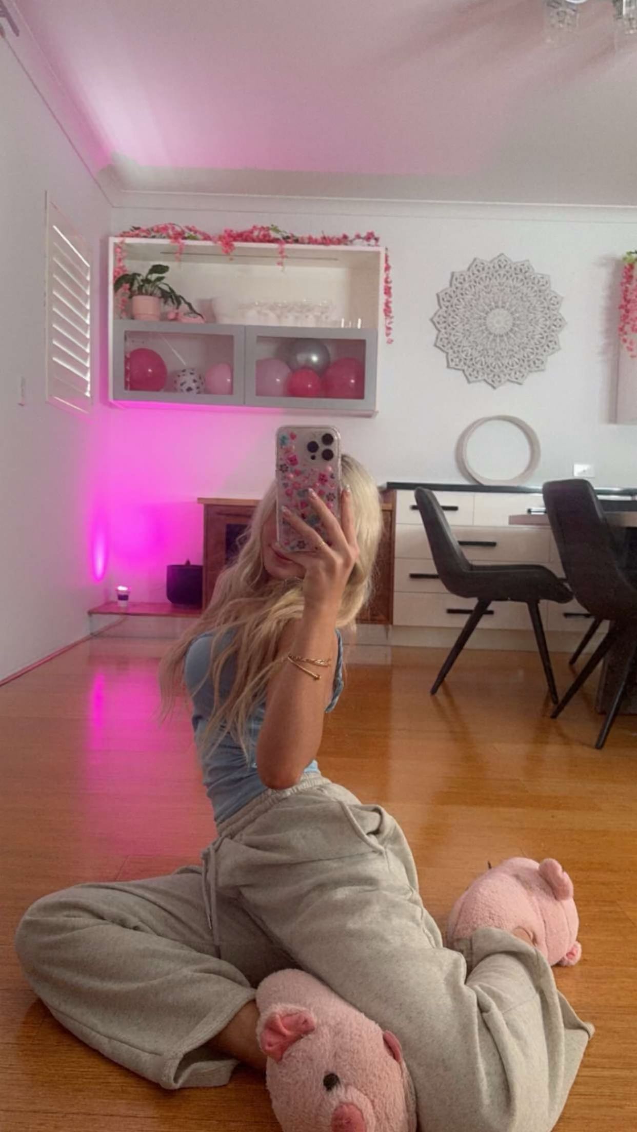 emxllouise snapchat image archive image