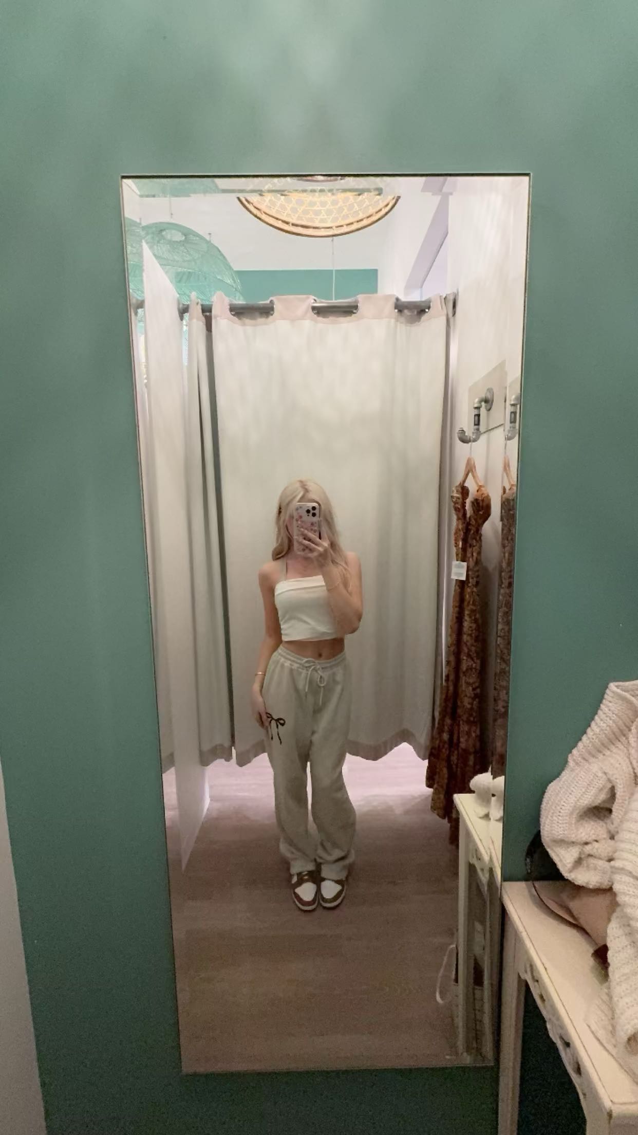 emxllouise snapchat image archive image