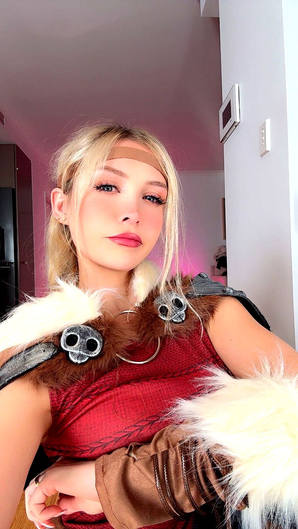 emxllouise image ~ Altpins