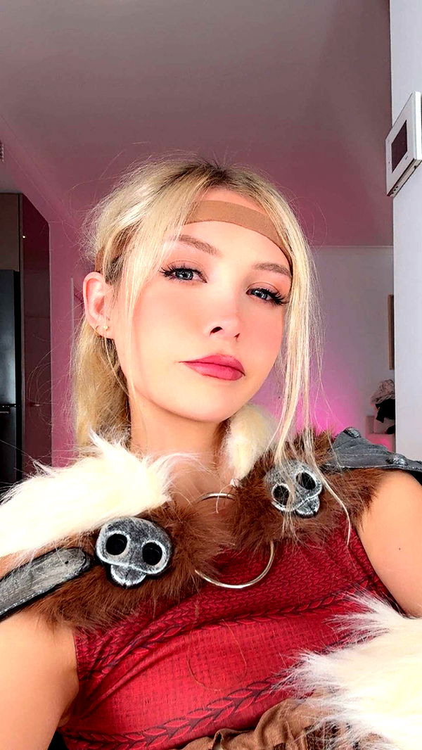 emxllouise image ~ Altpins