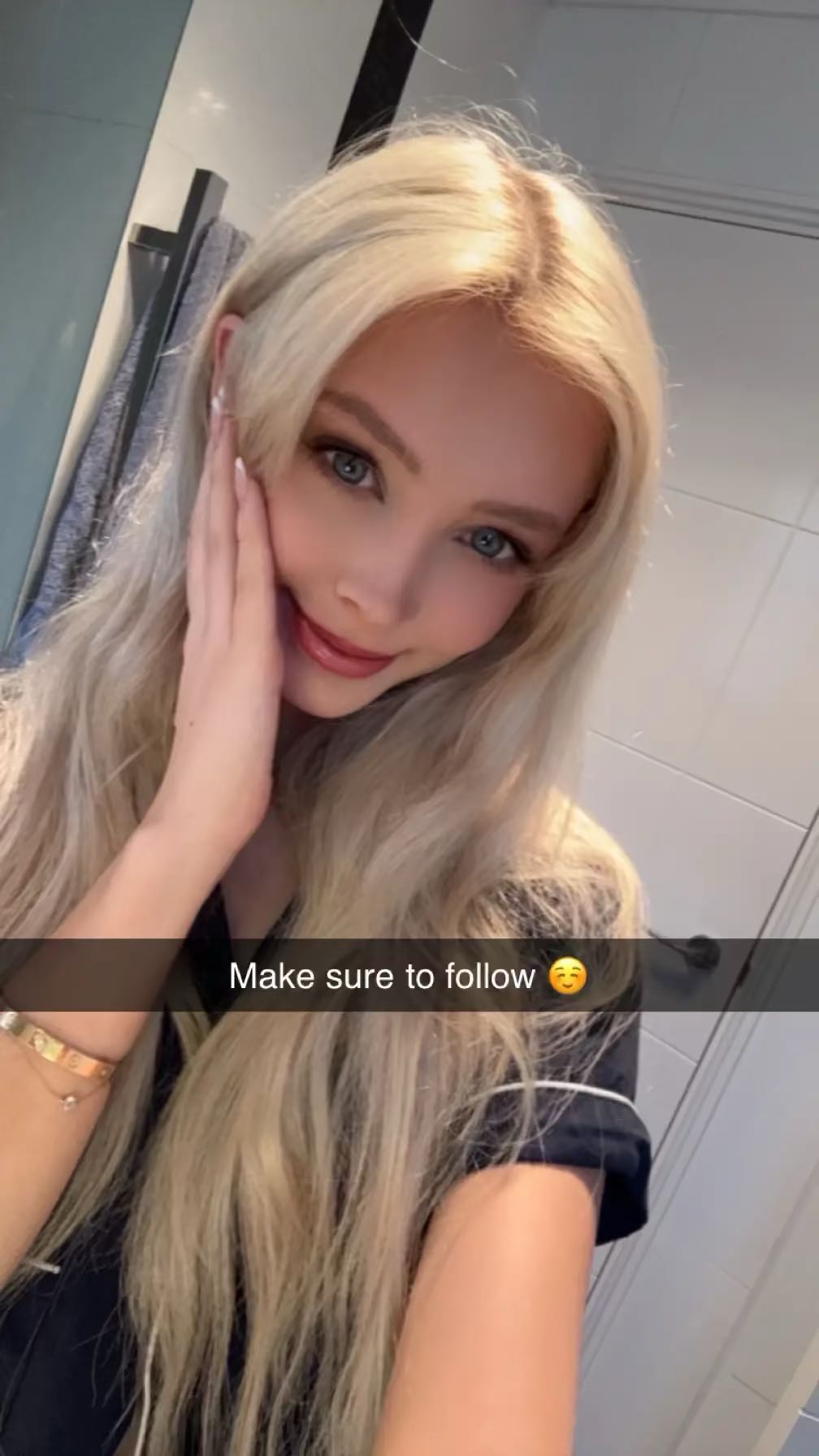 emxllouise snapchat image archive image