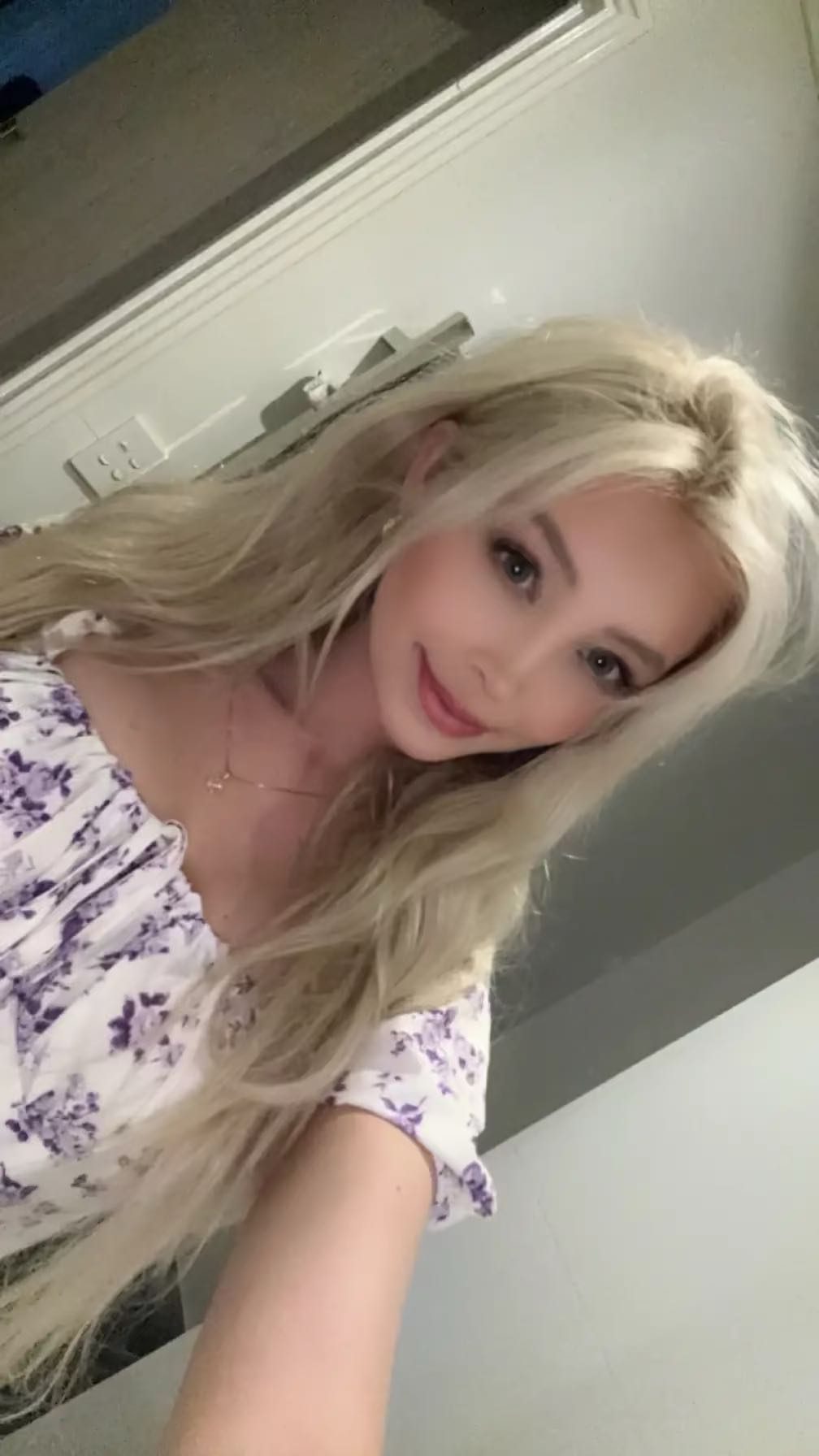 emxllouise snapchat image archive image