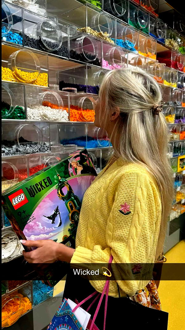 emxllouise image ~ Altpins