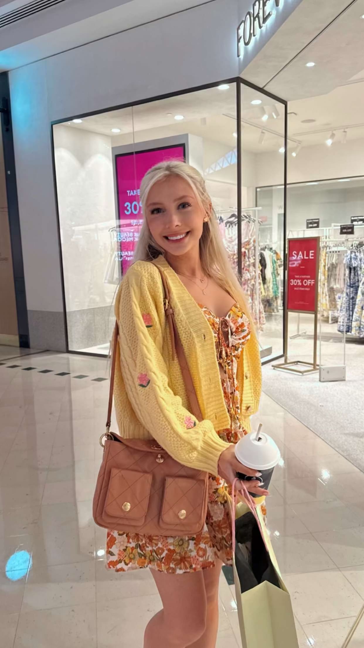 emxllouise snapchat image archive image