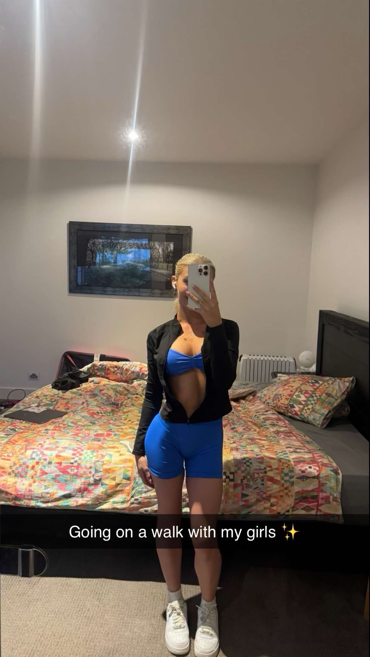 emxllouise snapchat image archive image