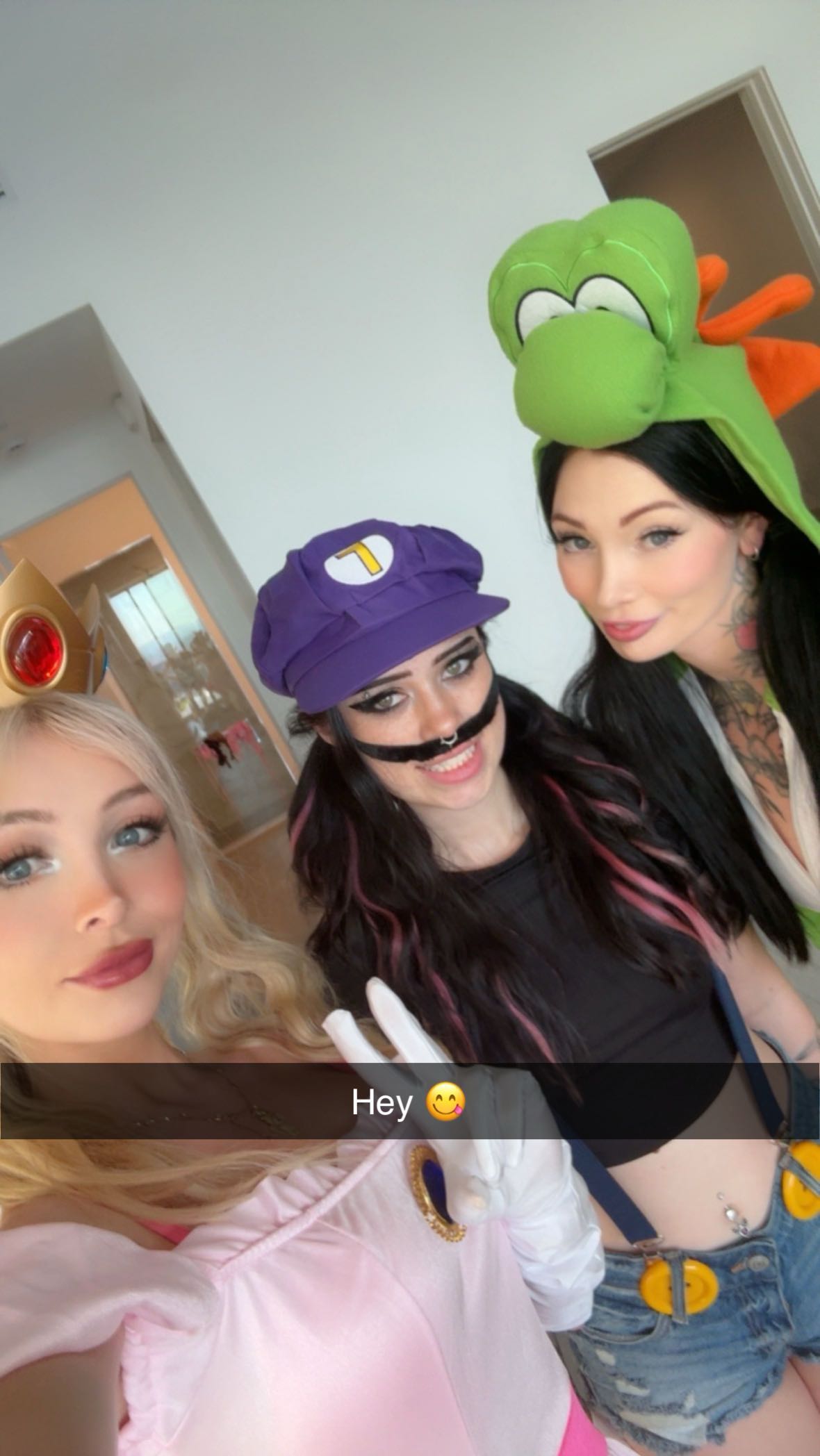 emxllouise snapchat image archive image