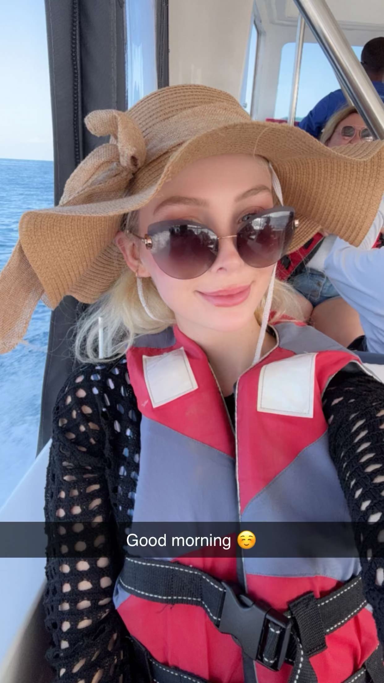 emxllouise snapchat image archive image