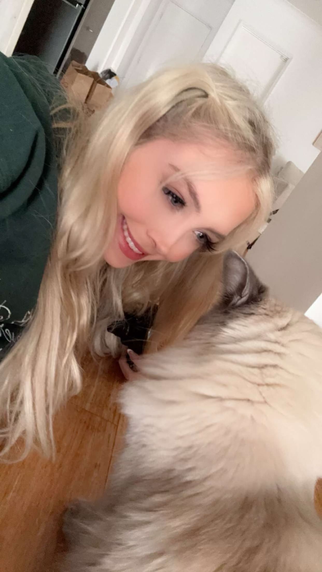 emxllouise snapchat image archive image