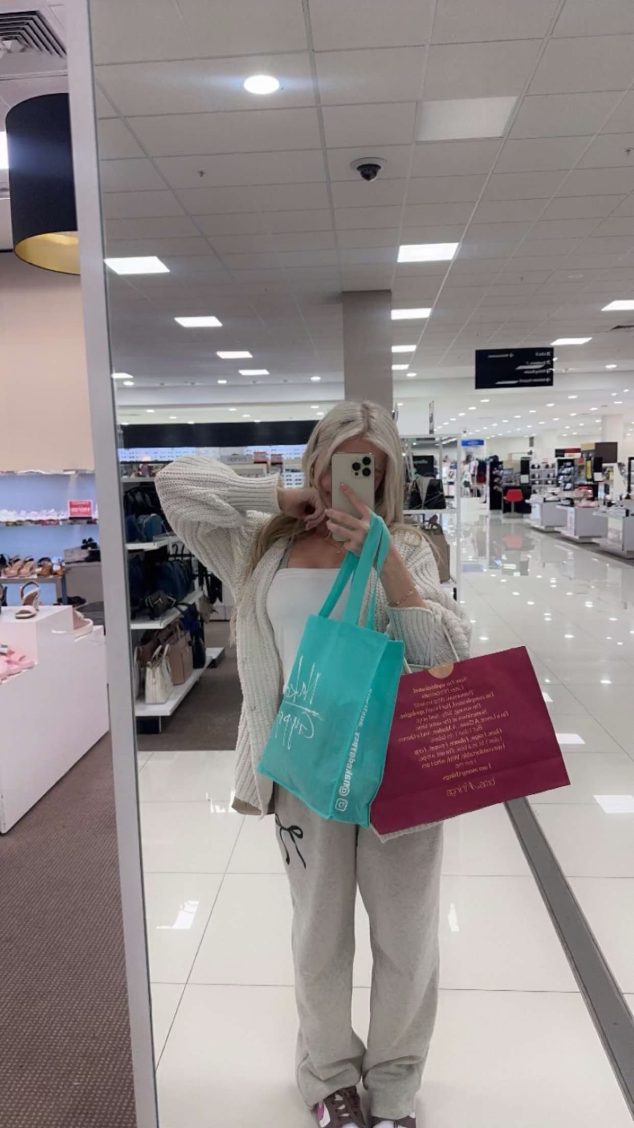 emxllouise snapchat image archive image