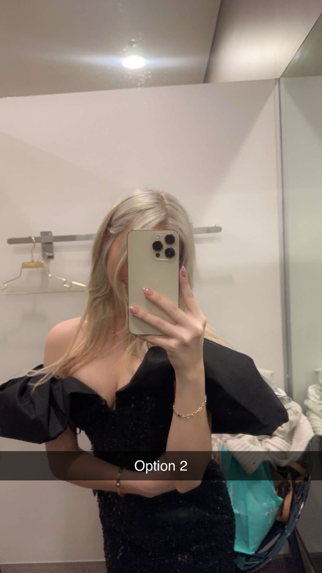 emxllouise snapchat image archive image