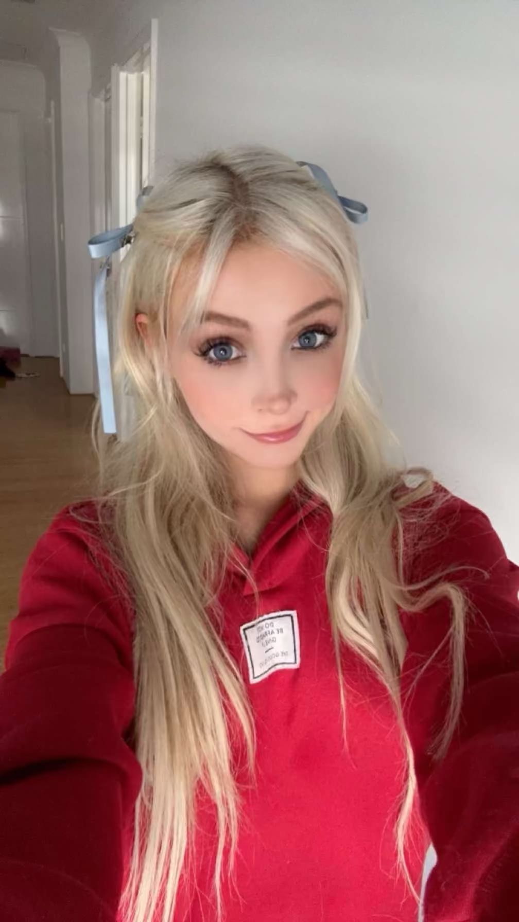 emxllouise snapchat image archive image