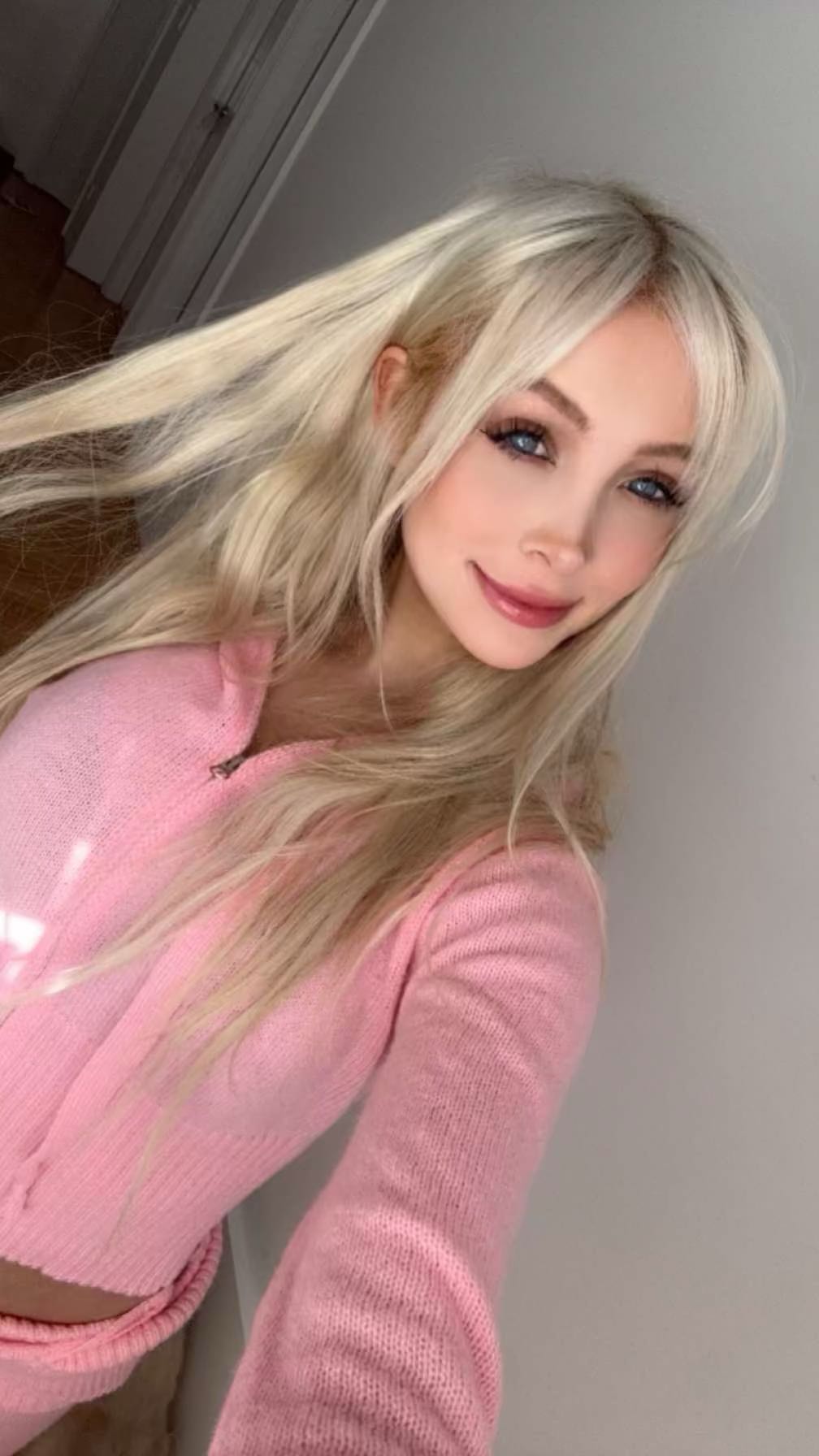 emxllouise snapchat image archive image