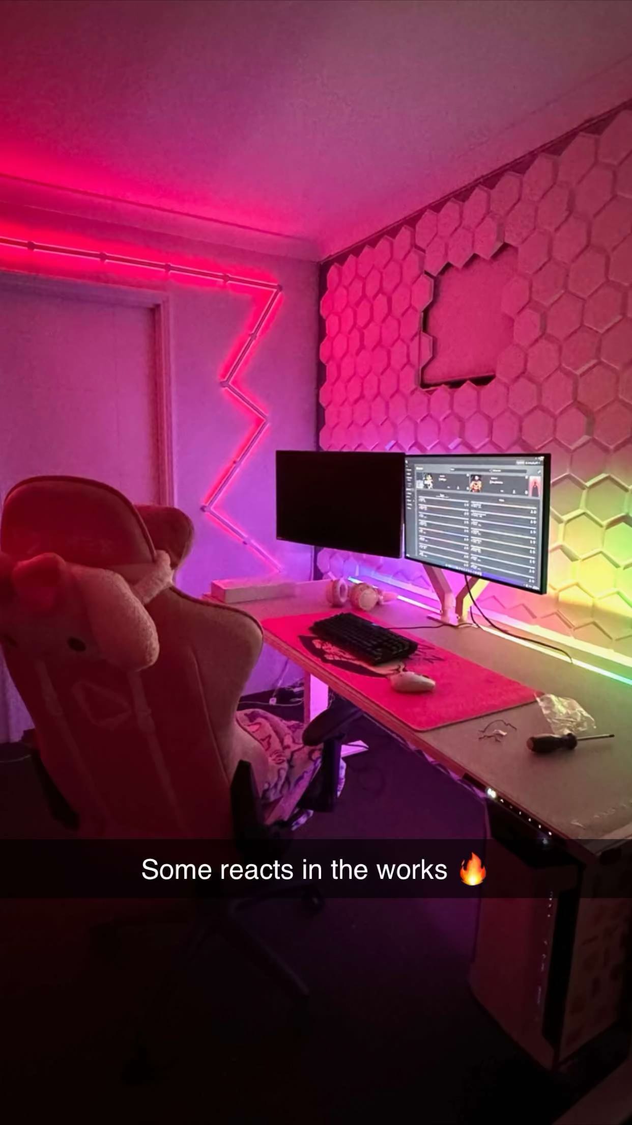 emxllouise snapchat image archive image