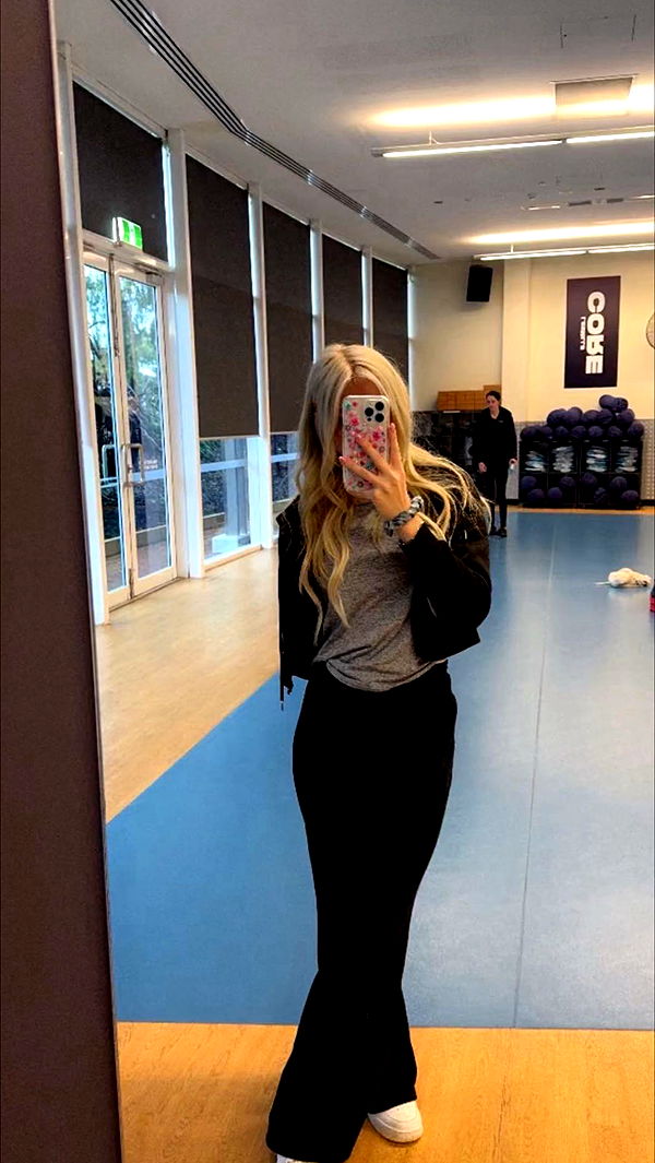 emxllouise image ~ Altpins