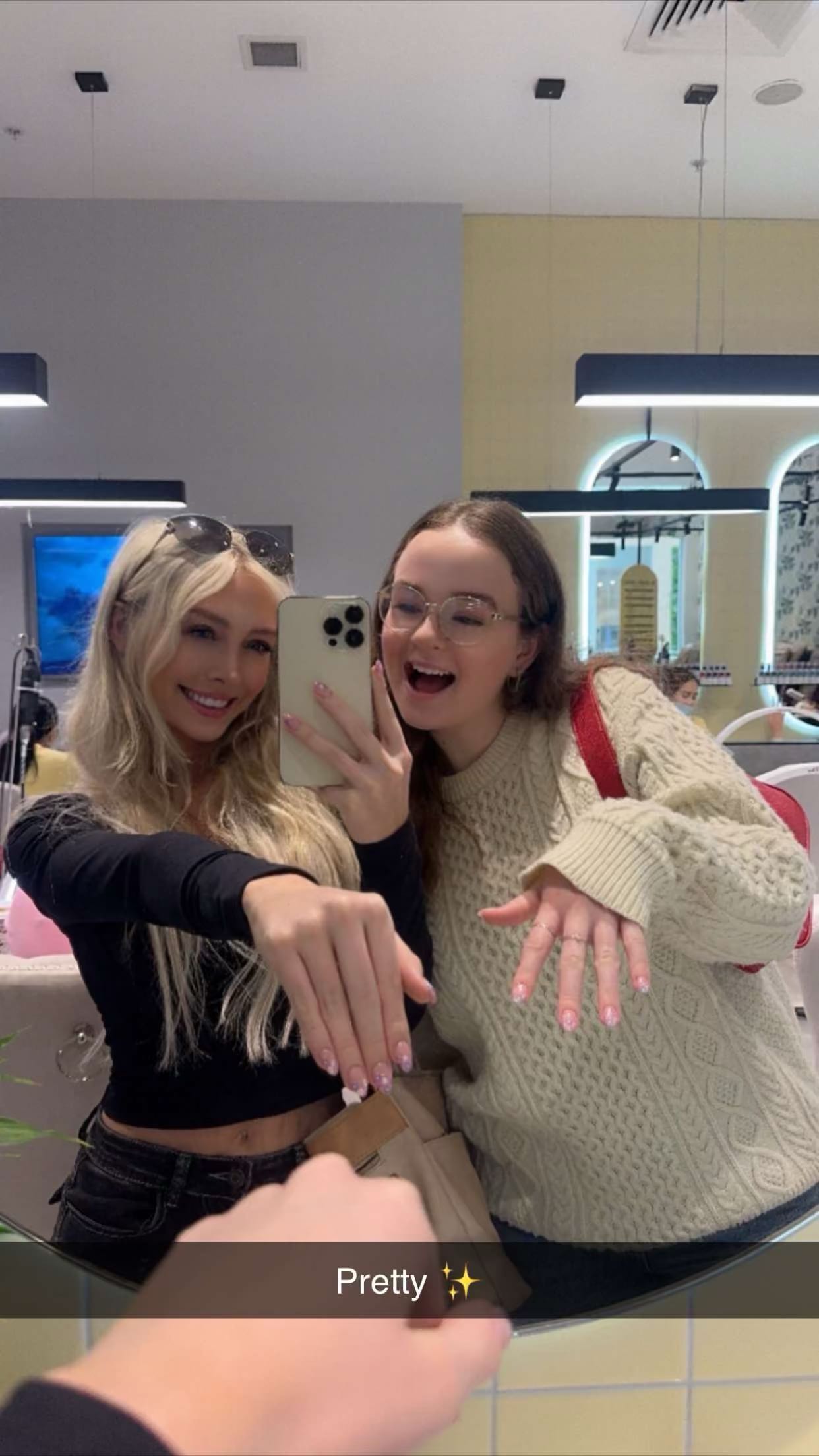 emxllouise snapchat image archive image