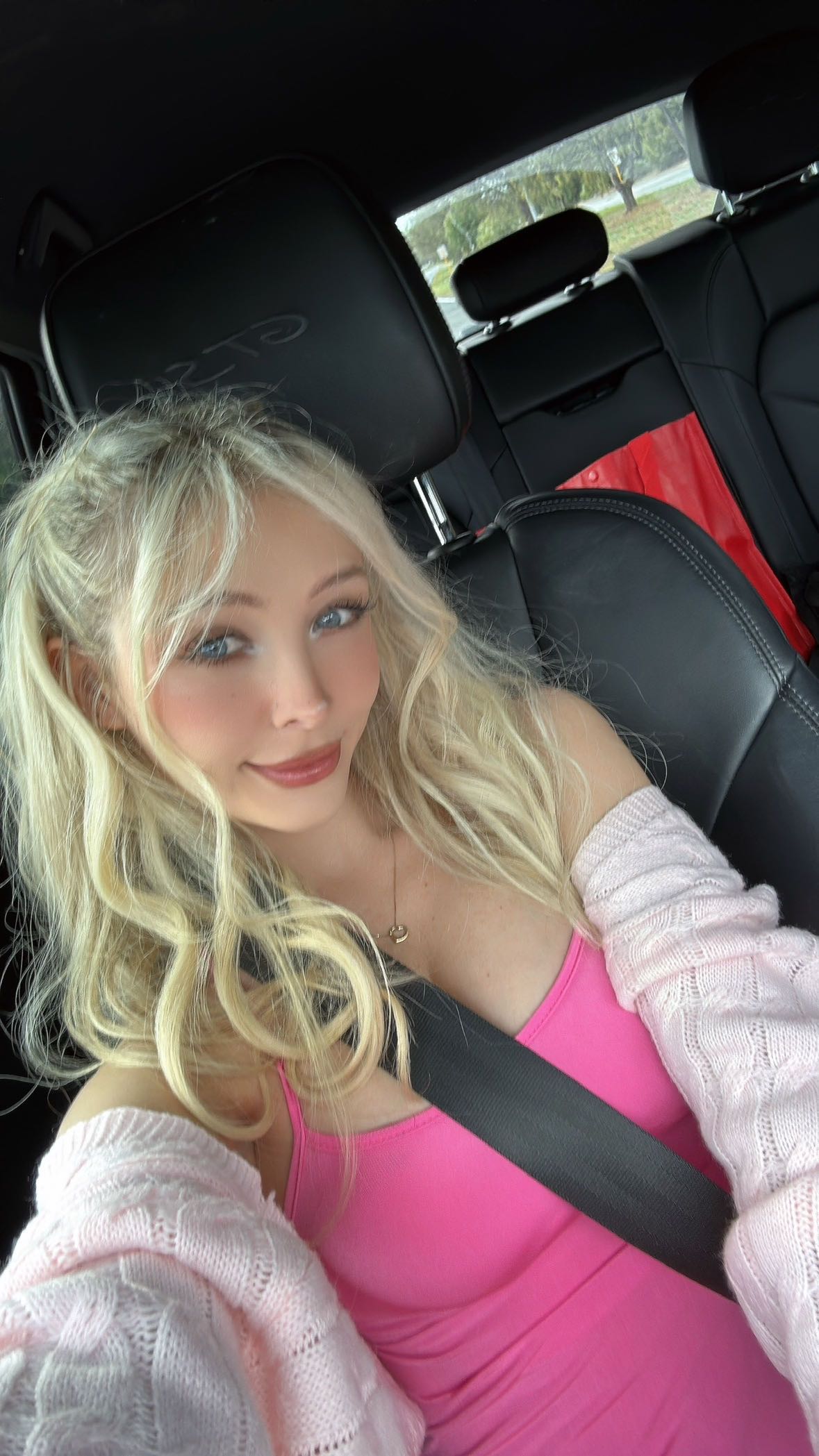 emxllouise snapchat image archive image