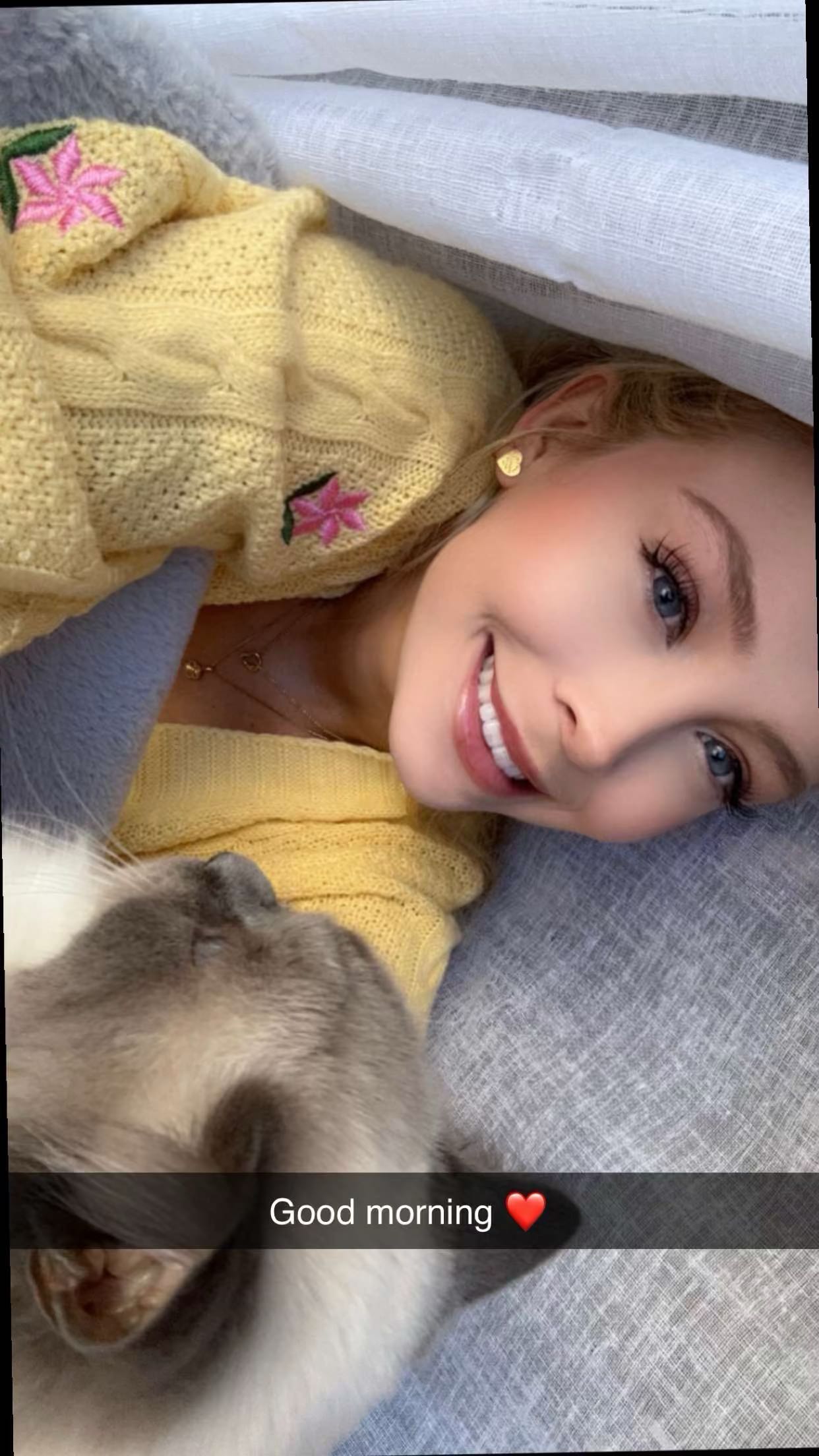 emxllouise snapchat image archive image