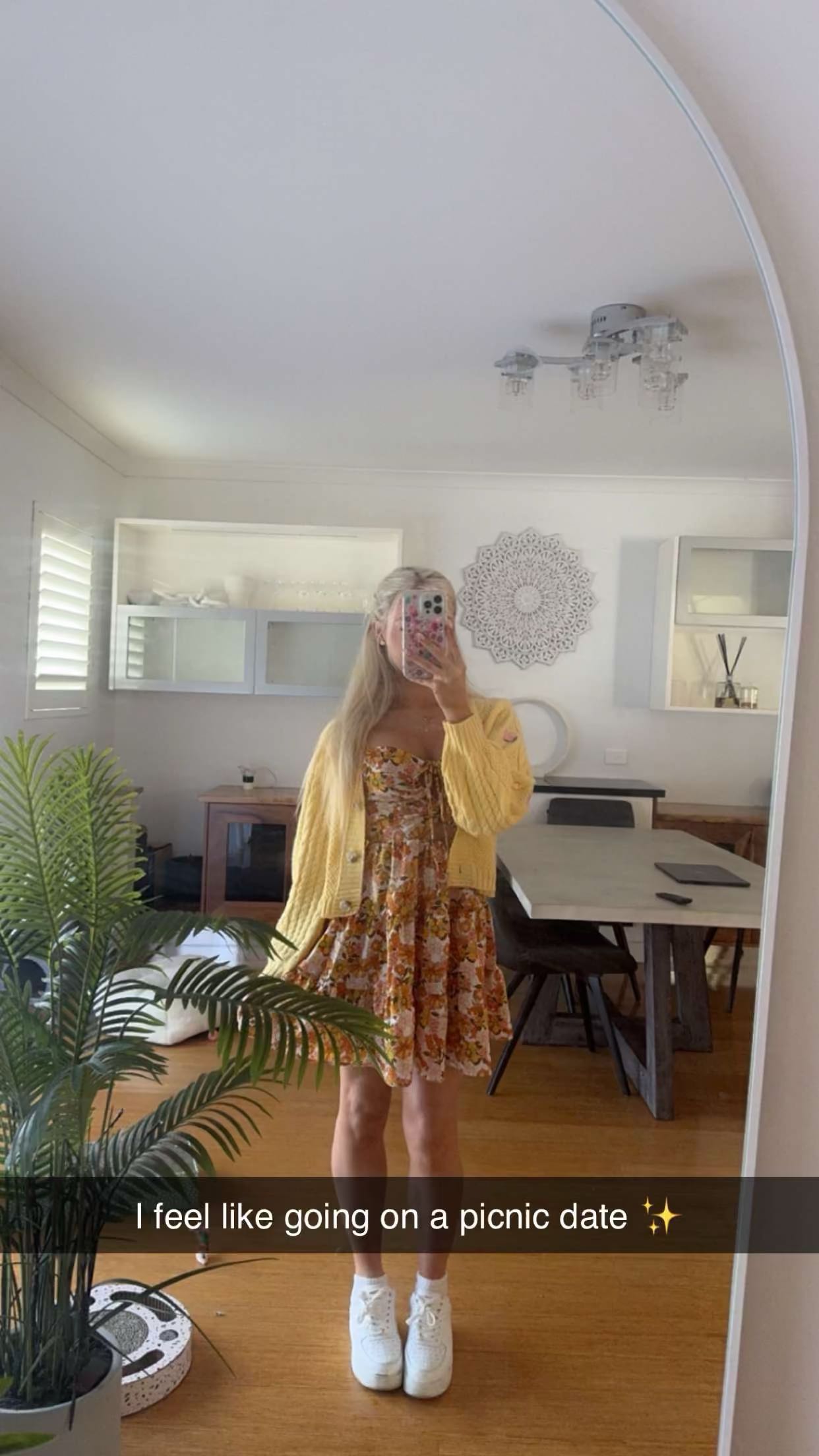 emxllouise snapchat image archive image