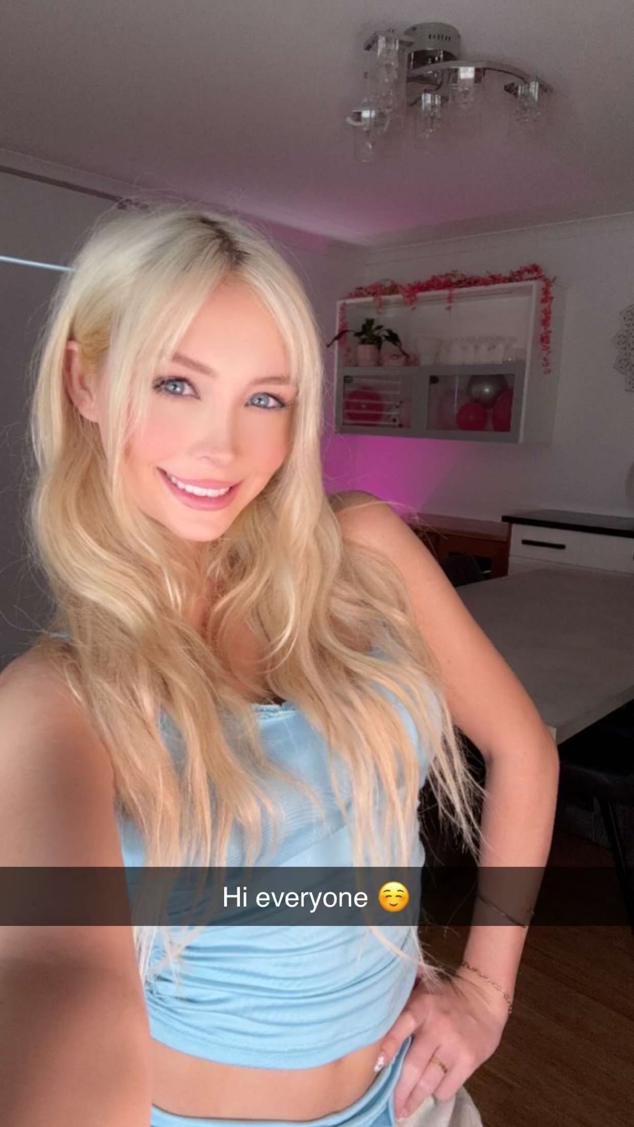 emxllouise snapchat image archive image