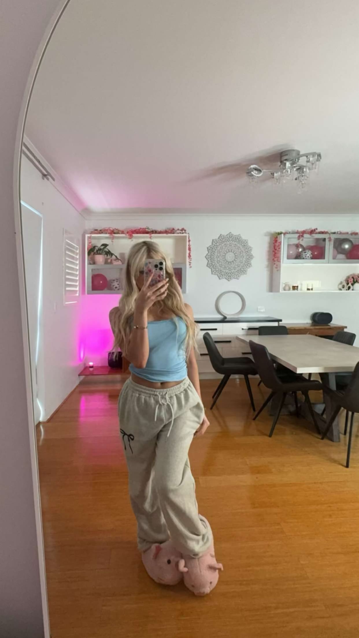 emxllouise snapchat image archive image