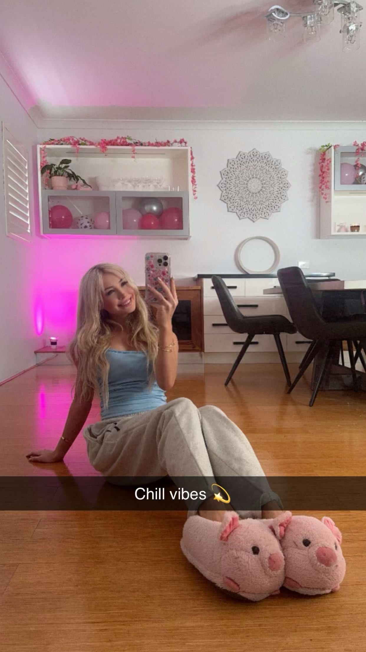 emxllouise snapchat image archive image