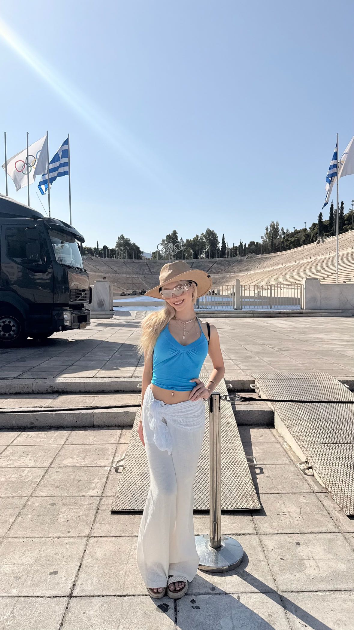 emxllouise snapchat image archive image