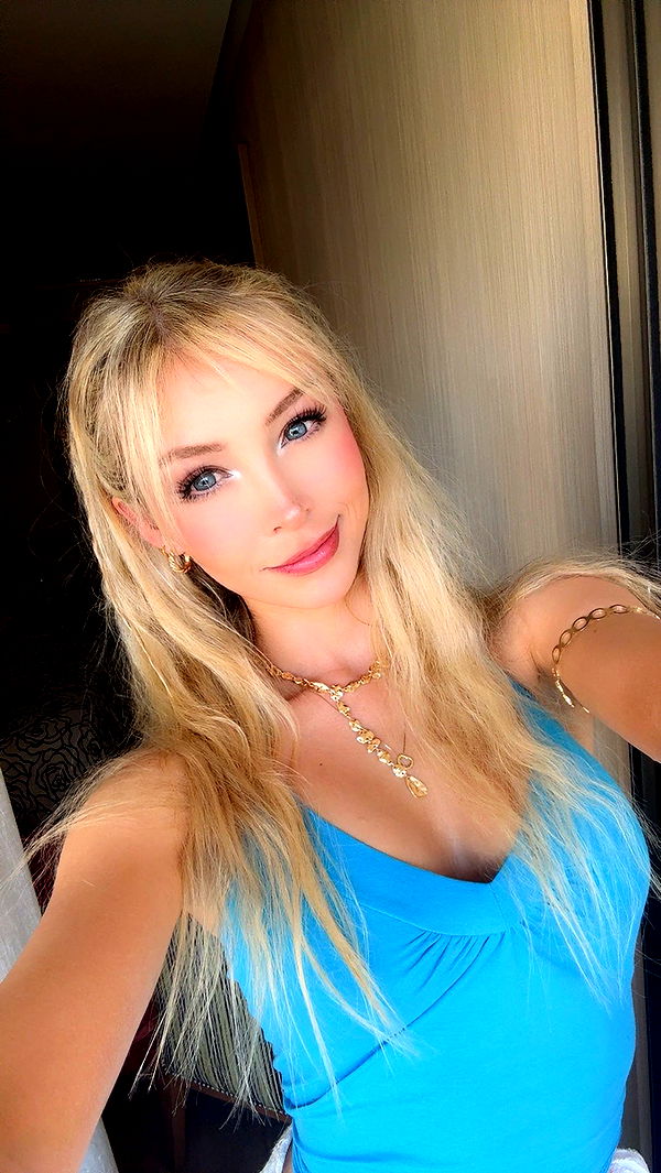 emxllouise image ~ Altpins