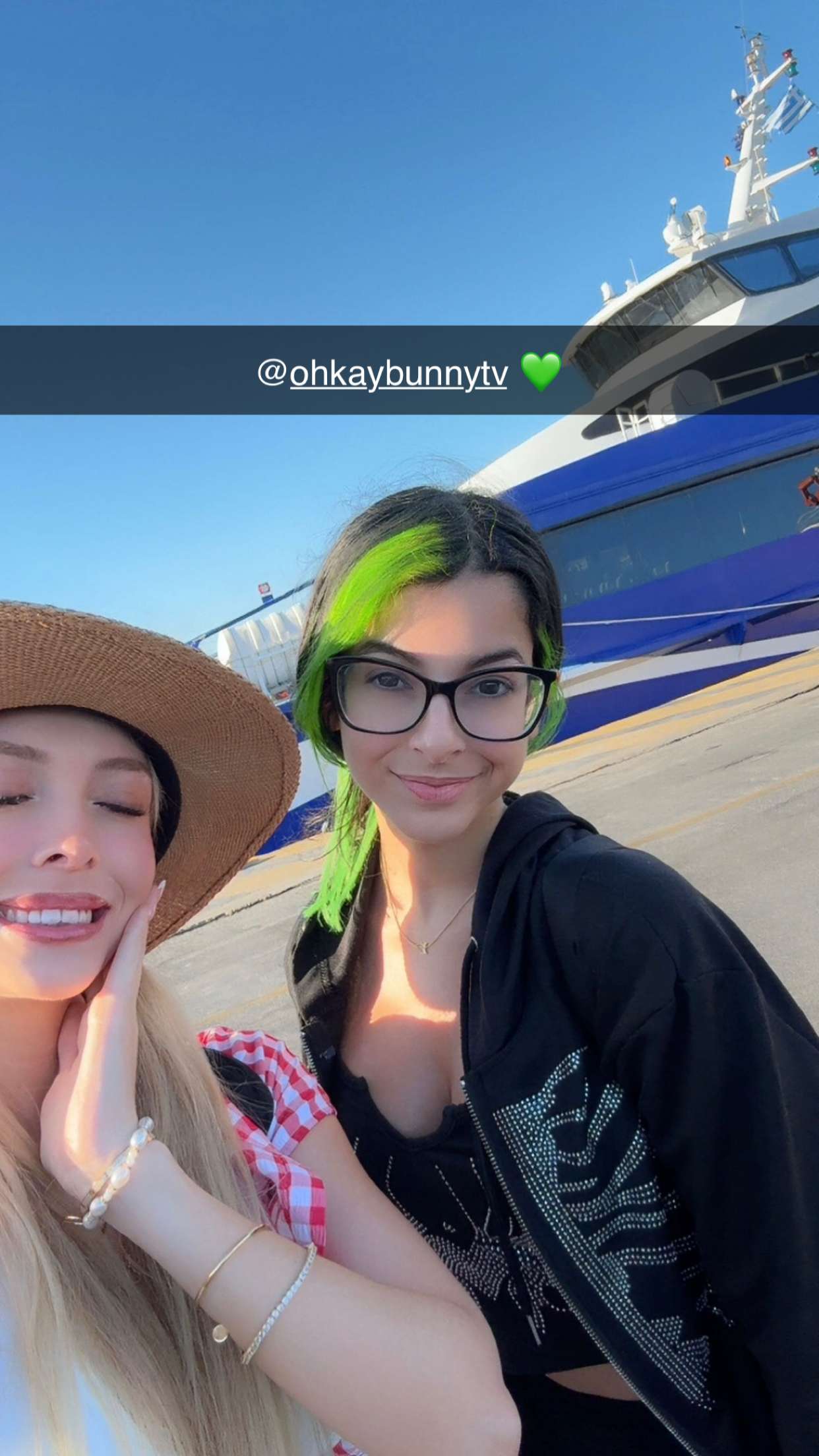 emxllouise snapchat image archive image