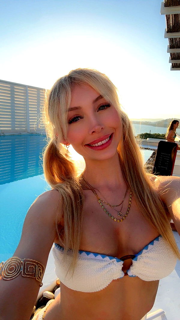 emxllouise image ~ Altpins