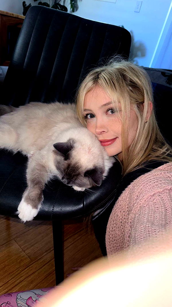 emxllouise image ~ Altpins