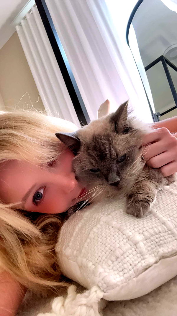 emxllouise image ~ Altpins