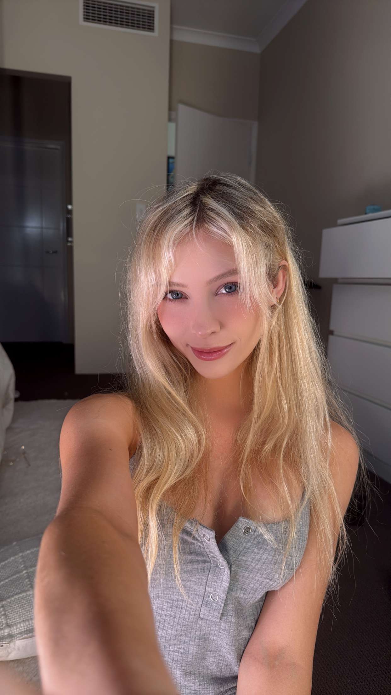 emxllouise snapchat image archive image