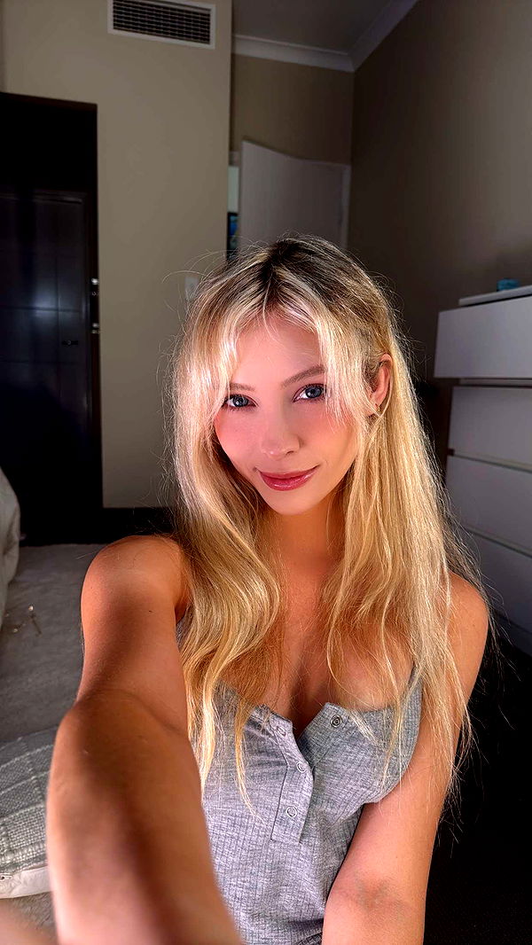 emxllouise image ~ Altpins